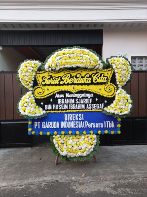 Papan Bunga Duka di Bonatua Lunasi
